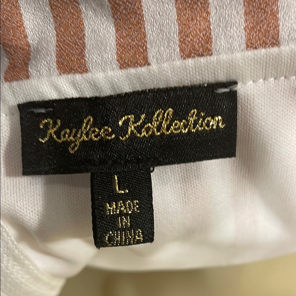 Elegant Kaylee Kollection Off-Shoulder Striped Romper - Picture 2 of 6